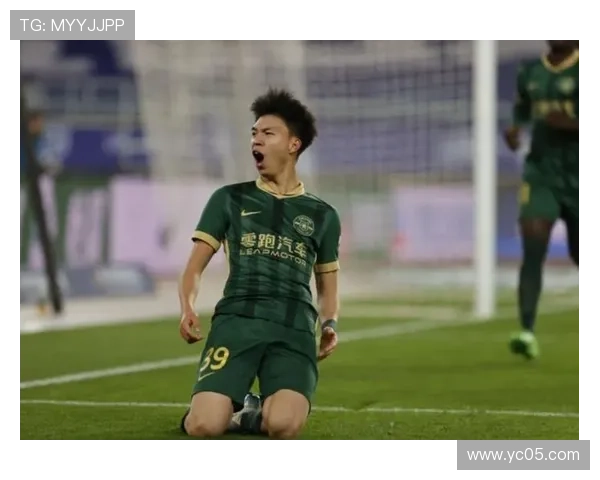 王钰栋表现低迷遭批建议留洋锻炼